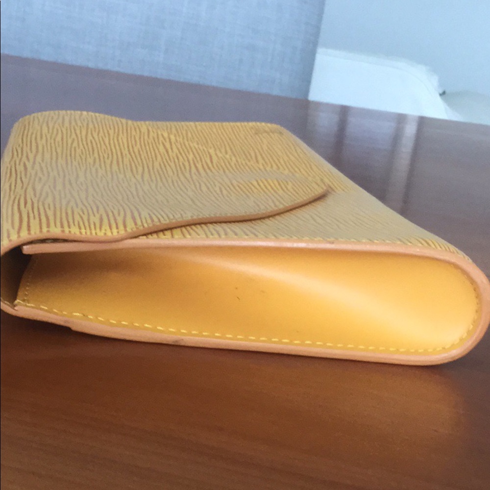 🎈SOLD Locally🎈Louis Vuitton - Picture 7 of 7